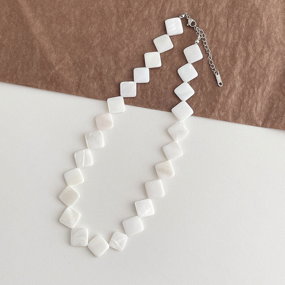 Shell Mother of Pearl Choker Necklace