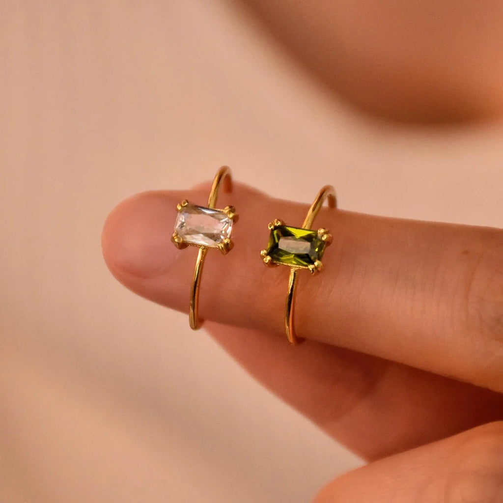 Bague ajustable avec pierre de naissance rectangulaire février