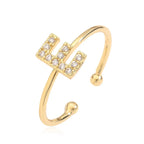 Bague ajustable personnalisée avec initiale e