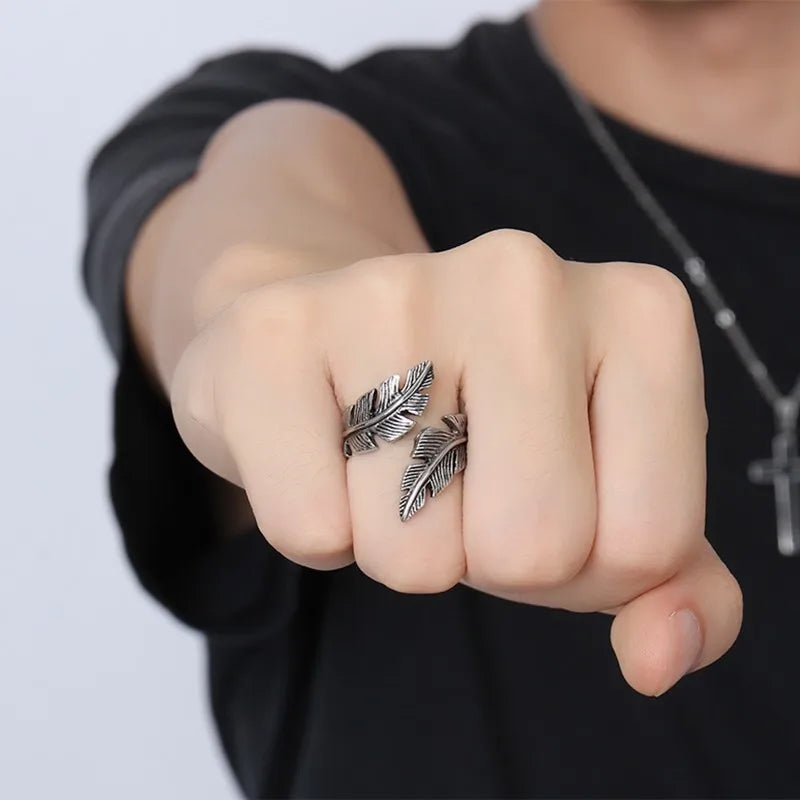 Bague ajustable plume argentée