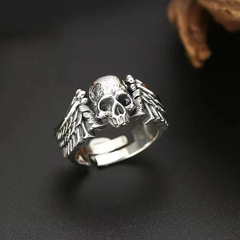 Ring Band with Skull Head