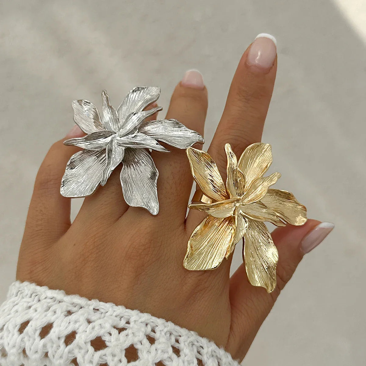 Ring Large Gold Flower Ring