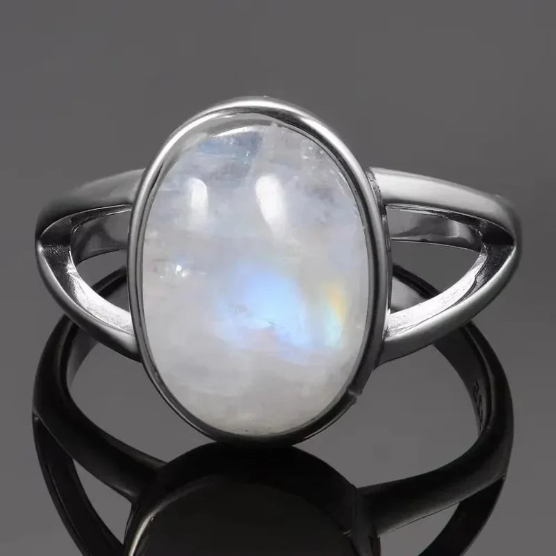 Oval Ring Band Woman Moonstone