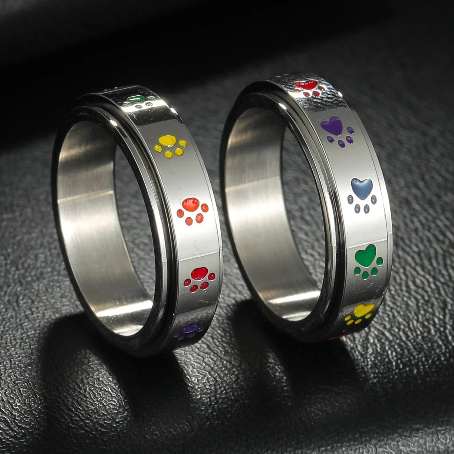 Ring Band with Hearts or Paws Anti-Stress Spinning Paws