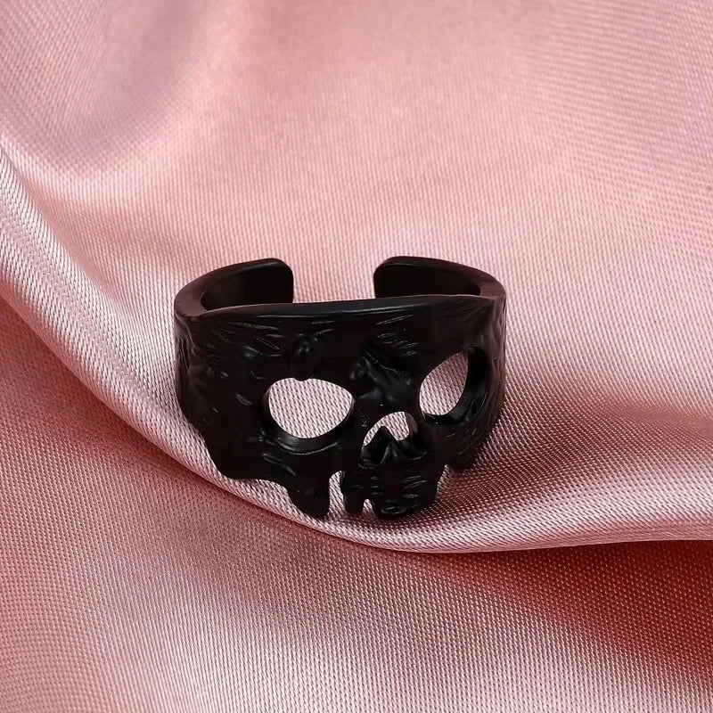 Black Skull Head Ring Band