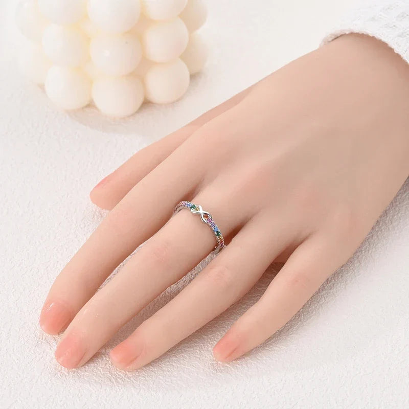 Bague arc-en-ciel symbole infini
