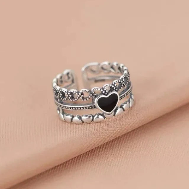 Silver-Plated Black Heart Ring for Women