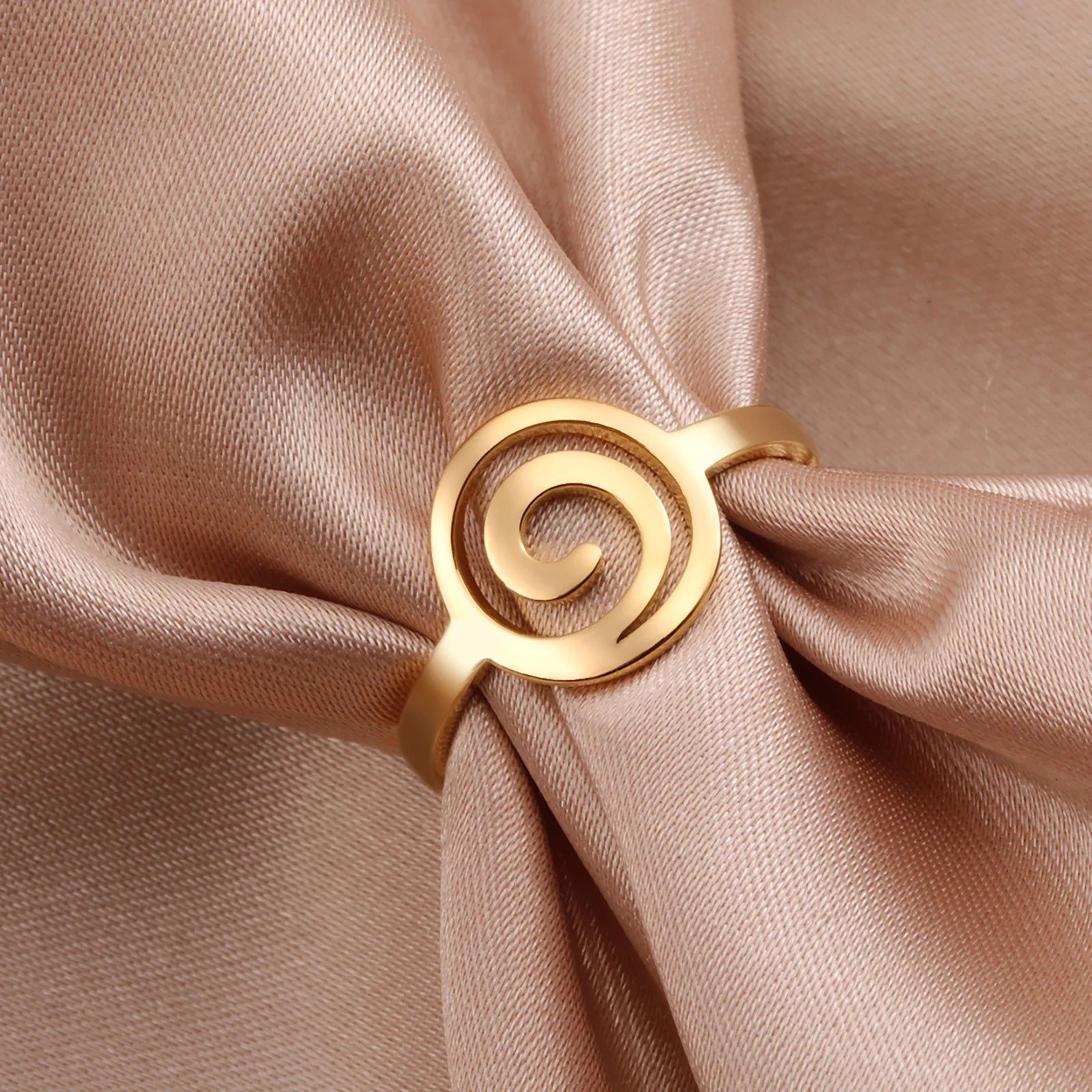 Bague au design spirale pour femme or rond
