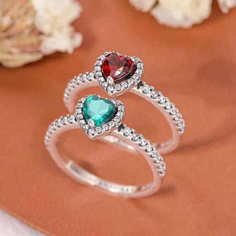 Ring with Heart and Green Zircon and Silver