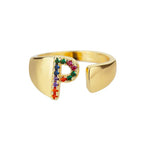 Bague large personnalisée avec initiale arc-en-ciel p