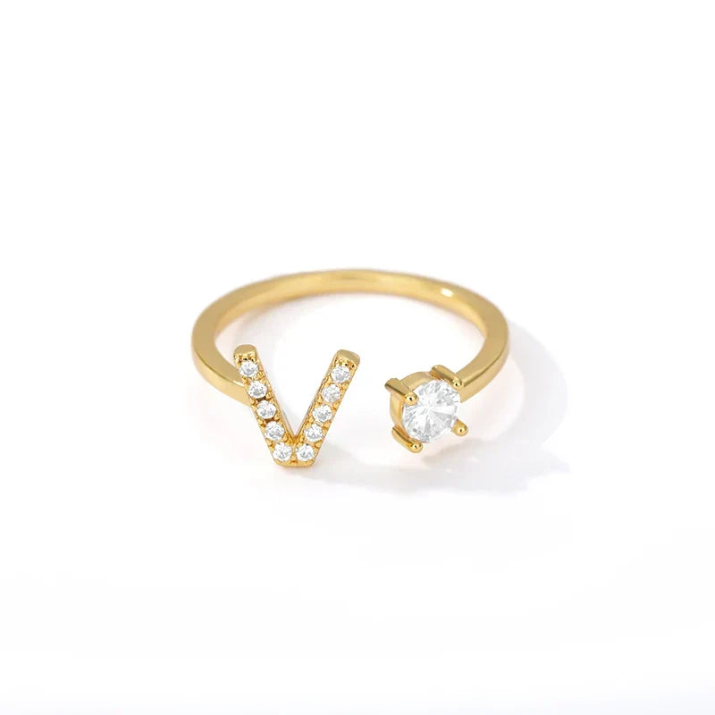 Bague personnalisée avec initiale v