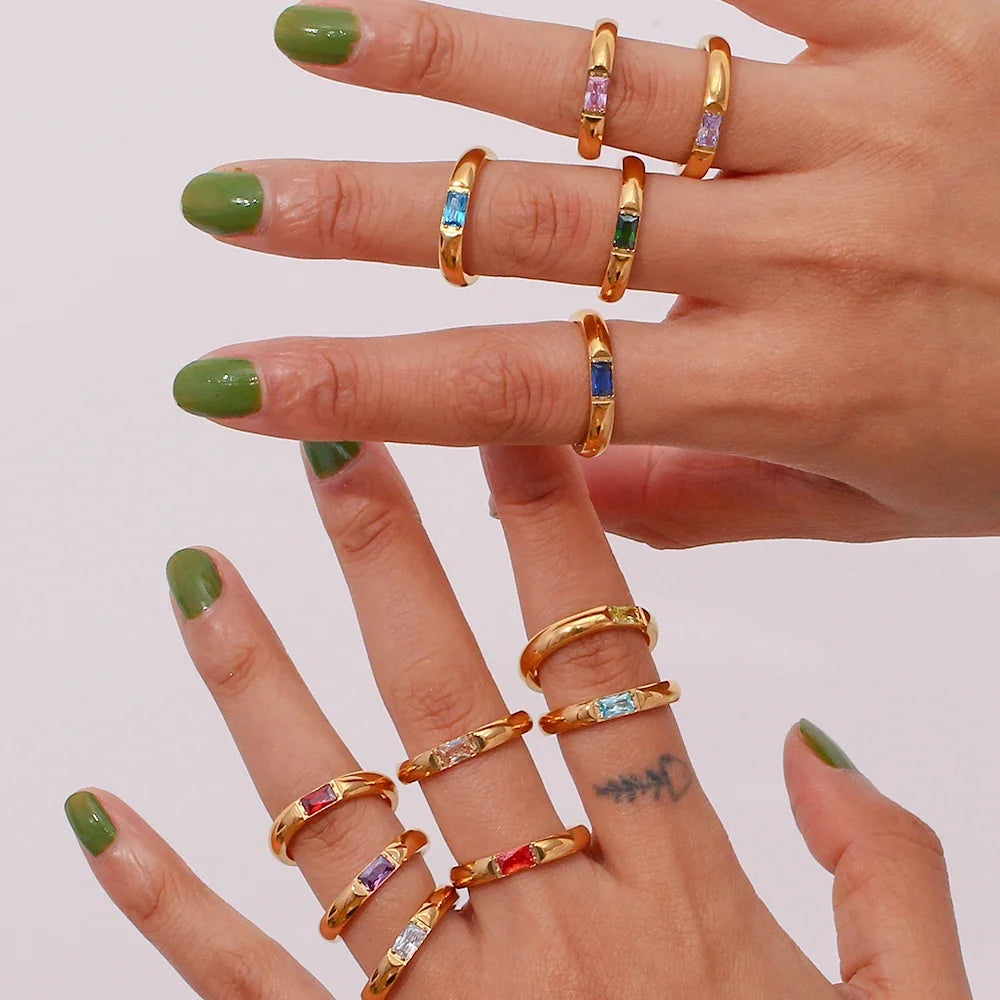 Bague avec pierre de naissance sertie pour femme