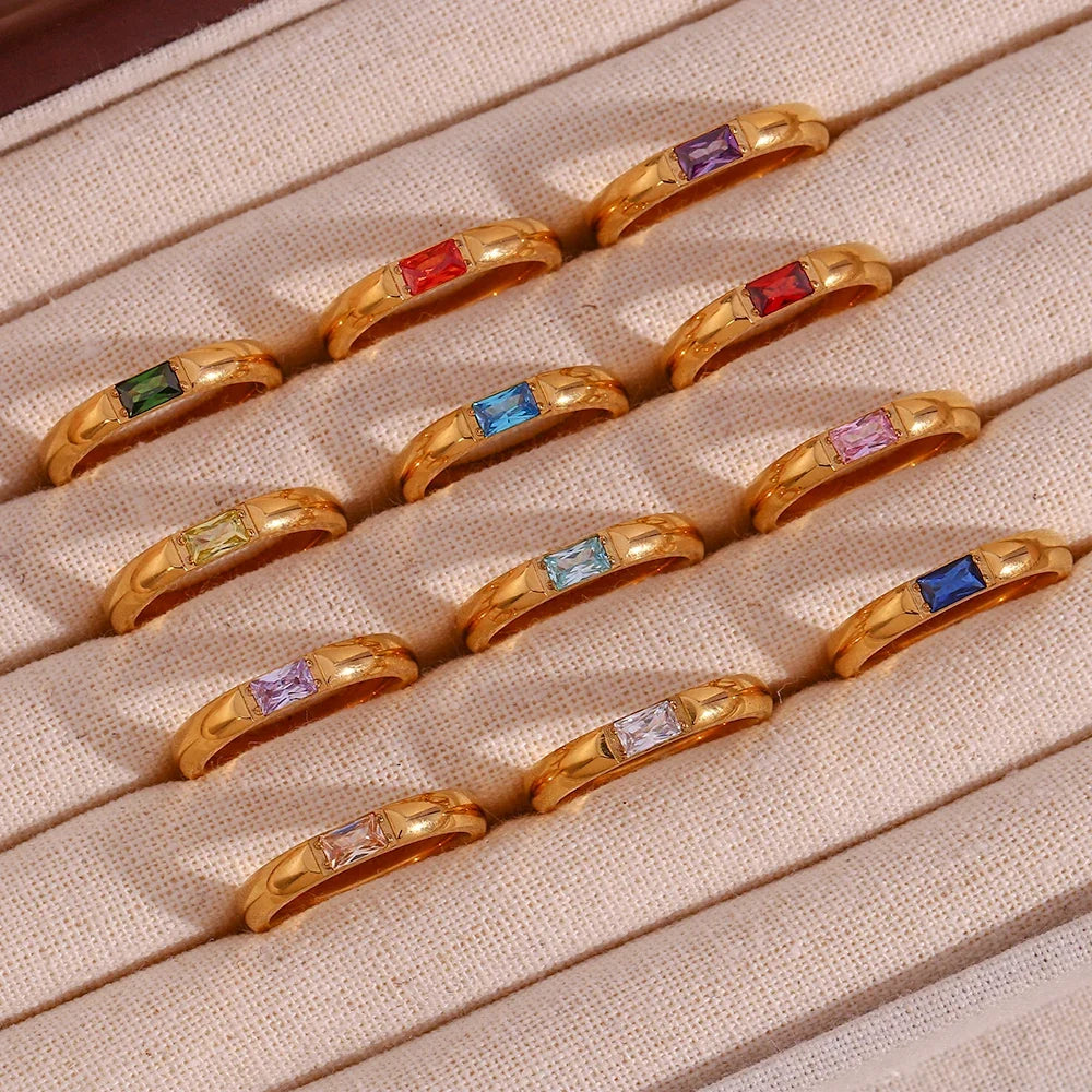Bague avec pierre de naissance sertie pour femme