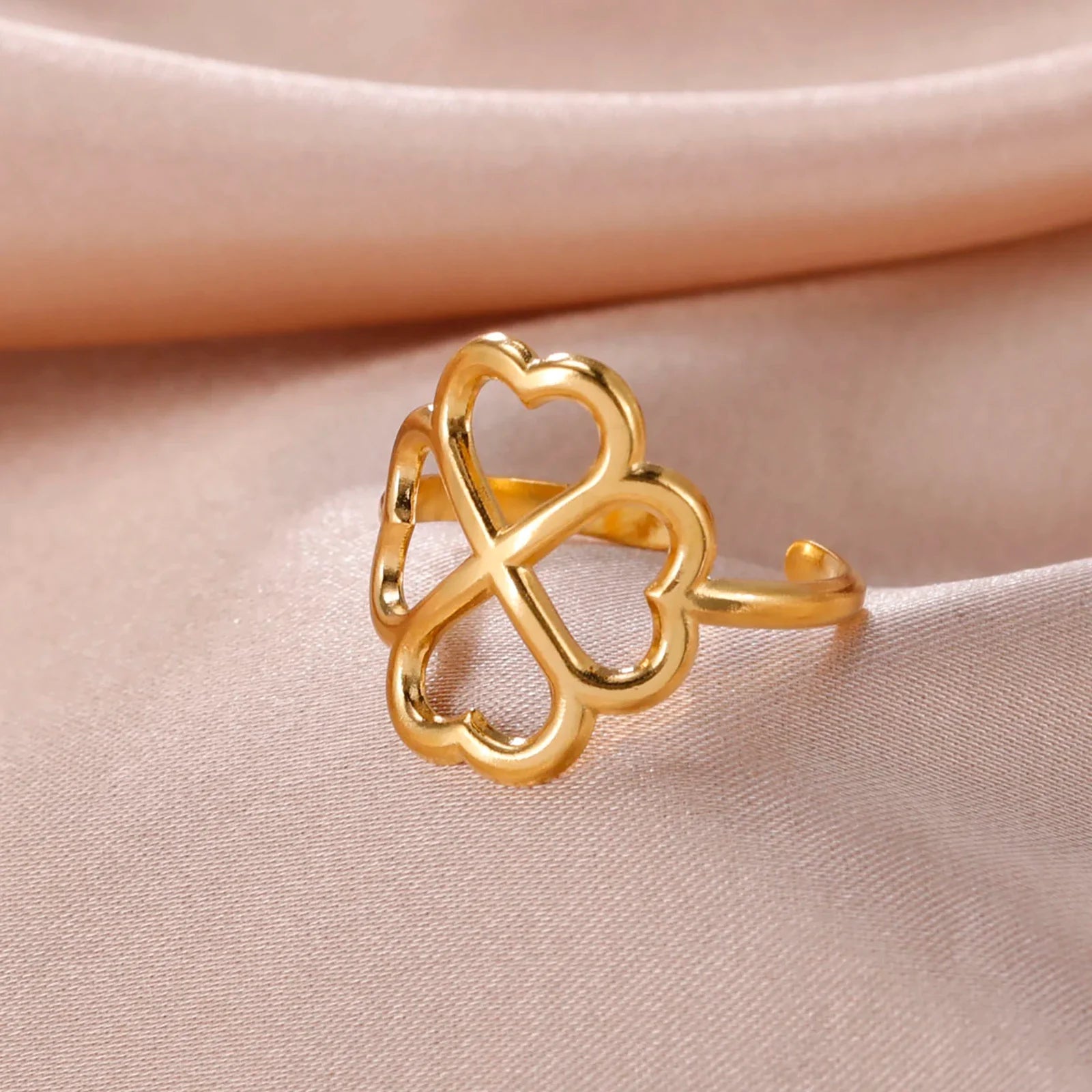 Ring with 4-Leaf Clover for Women gold