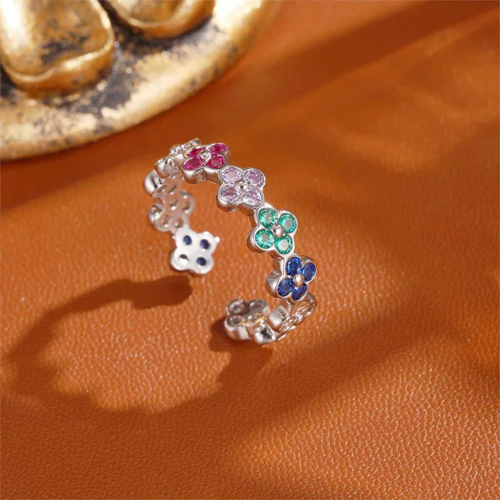 Ring with Colored 4-Leaf Clovers in Silver Zircon