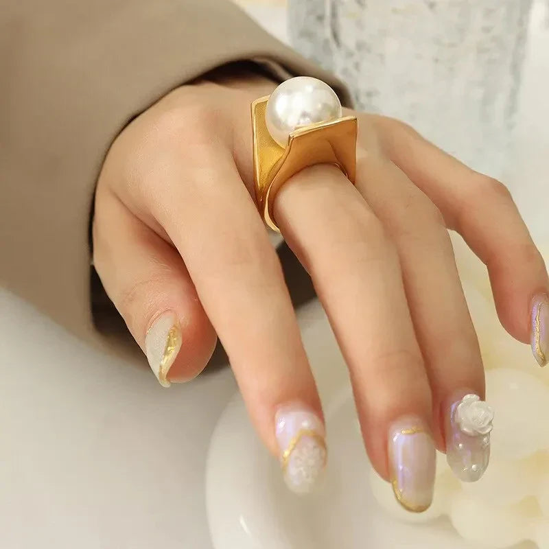 Women's Retro Style Ring with Large White Gold Pearl