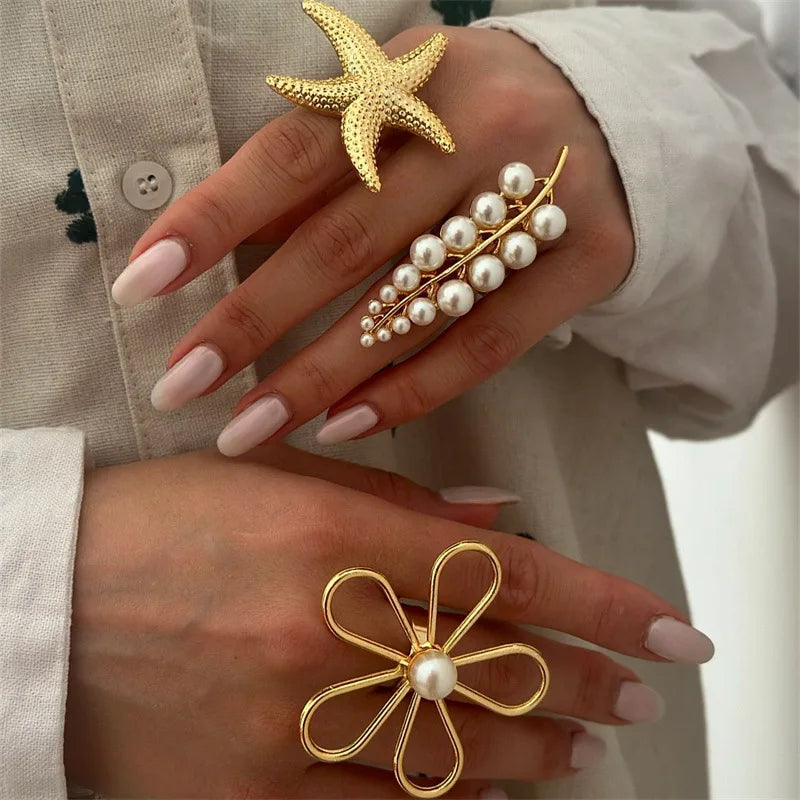 Long Style Ring with Pearls