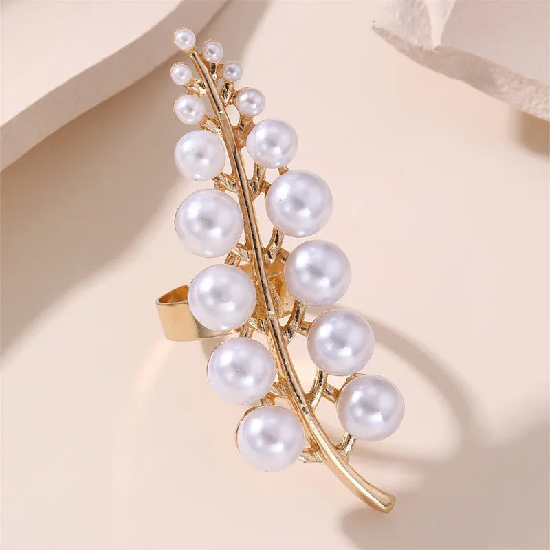 Long Style Ring with Pearls