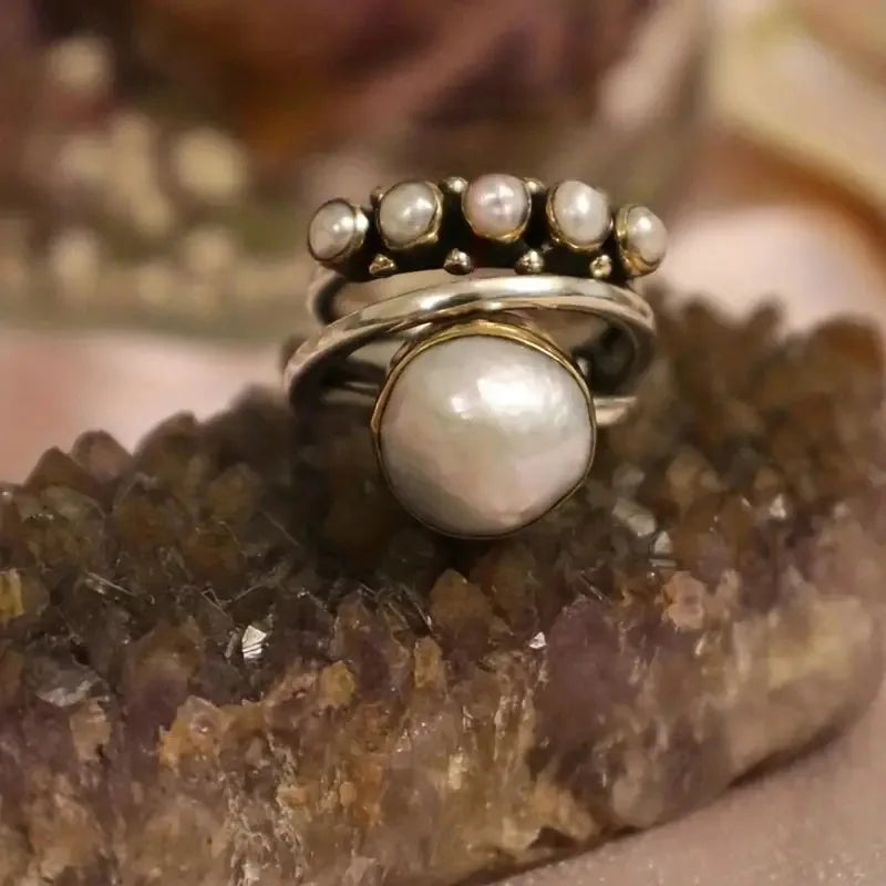 Vintage Style Ring with Pearl