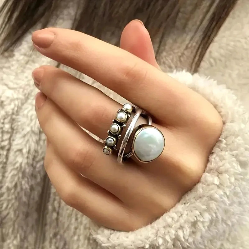 Vintage Style Ring with Pearl