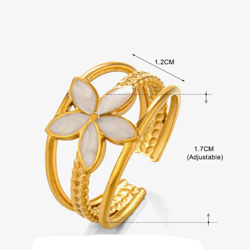 Elegant Ring with Flower