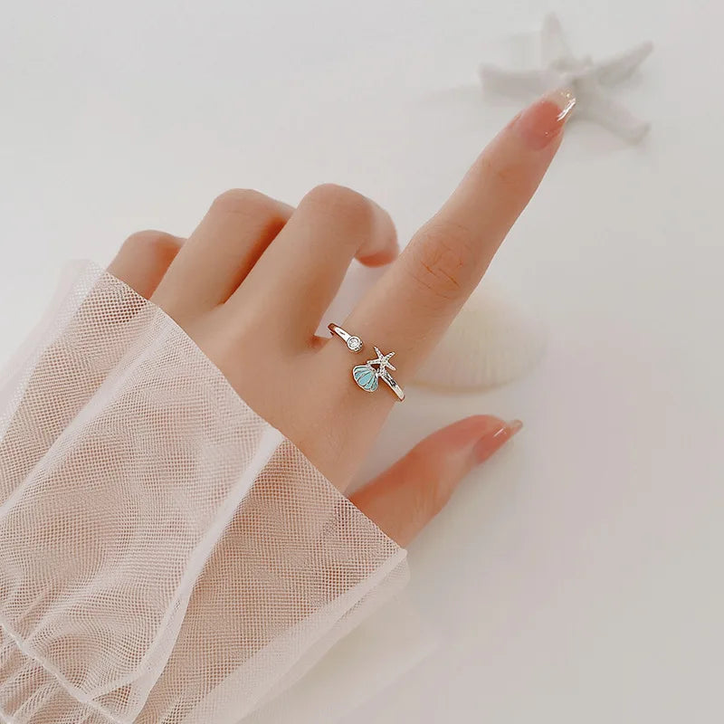 Shells Starfish and Scallop Shell Ring with Silver Zircon