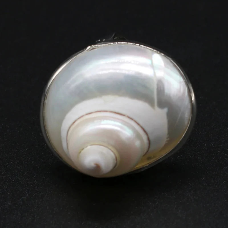Mother-of-Pearl Shell Ring