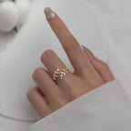 Laurel Leaf Ring in Gold Zircon