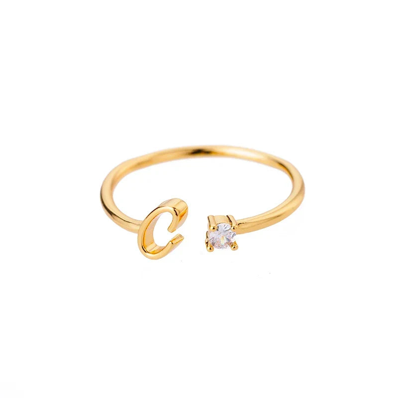 Bague fine pour femme personnalisée avec initiale c