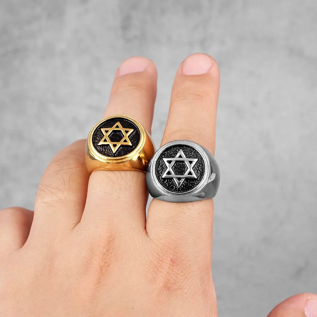 Bague gravée avec l'étoile de David symbole juif