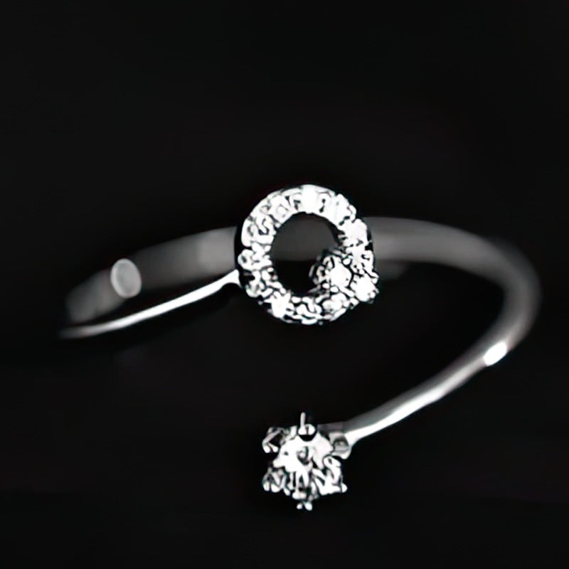 Bague initiale femme - lettre Q