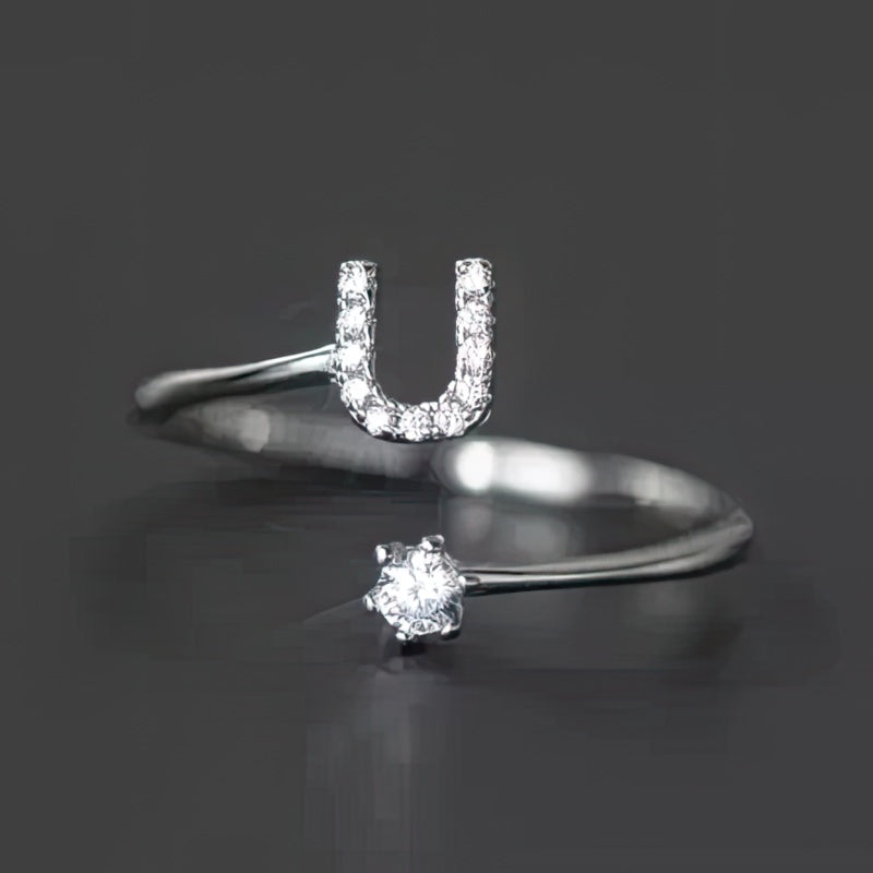 Bague initiale femme - lettre u