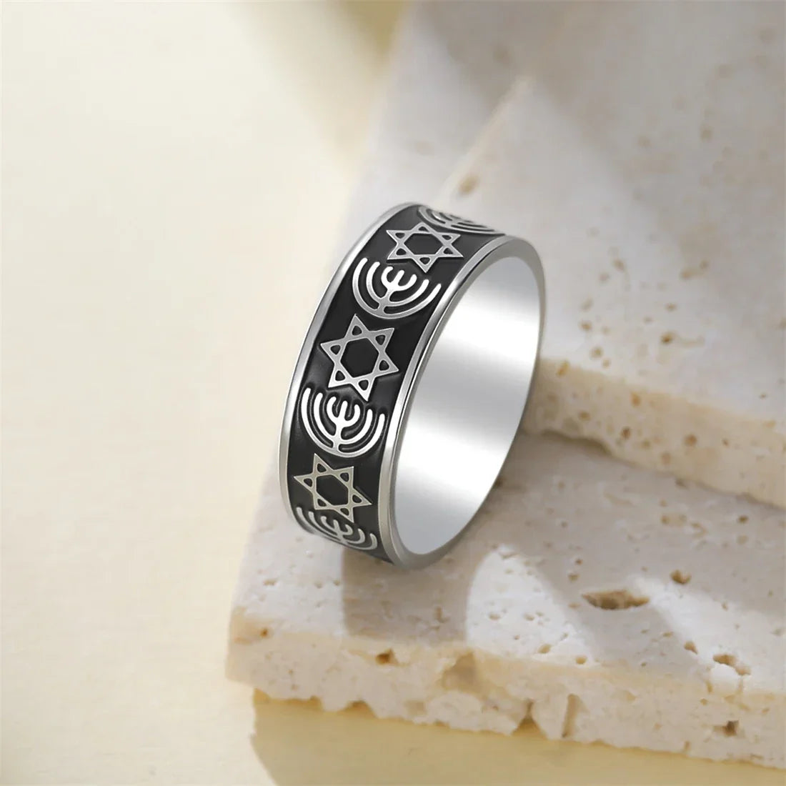 Bague large Menorah et étoiles de David symboles juifs