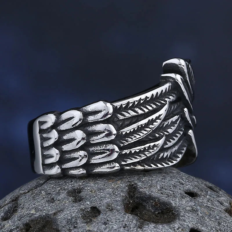 Bague motif plume vieillie