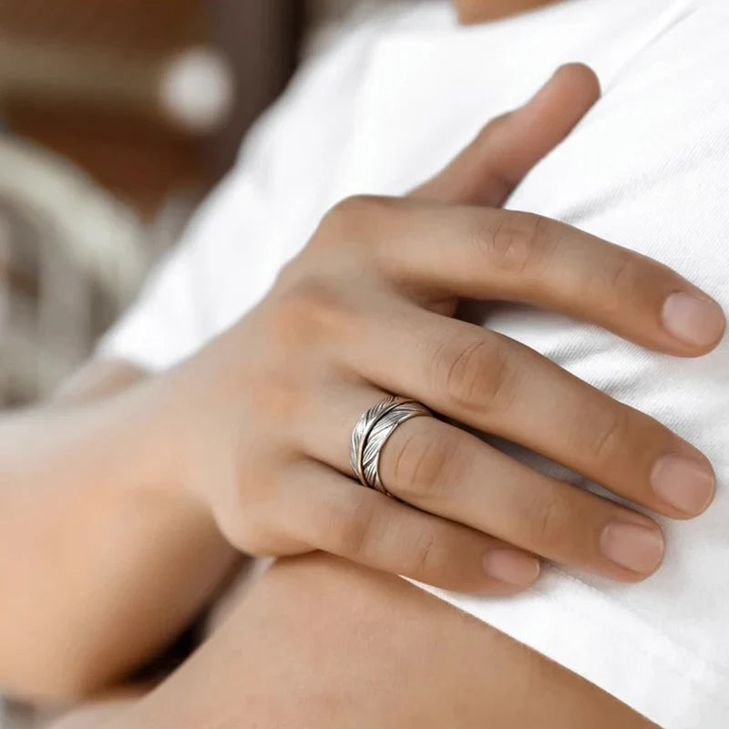 Bague ouverte en forme de plume