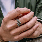 Bague plume argentée pour homme