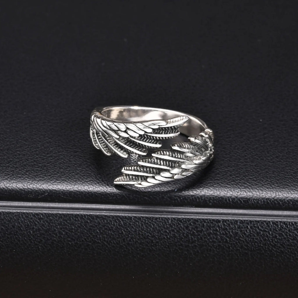 Bague plume argentée pour homme