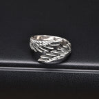 Bague plume argentée pour homme