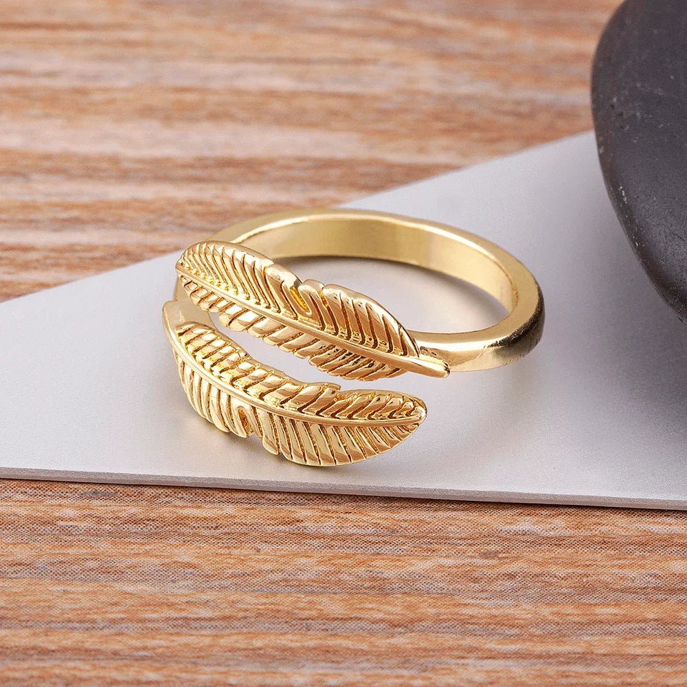 Bague plume ciselée dorée
