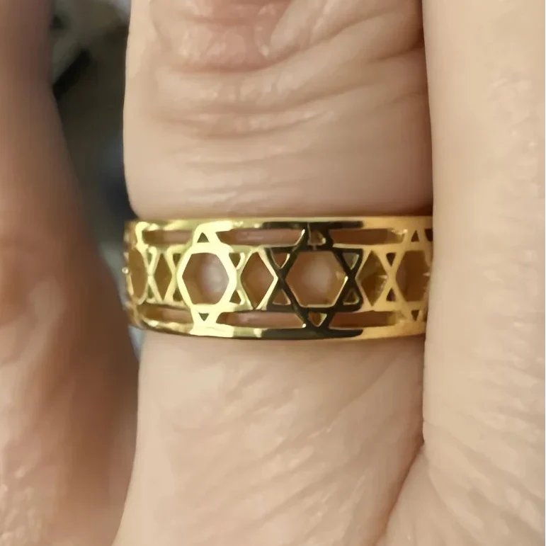 Bague pour femme avec étoiles de David symbolique juive or