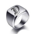 Bague large homme initiale d