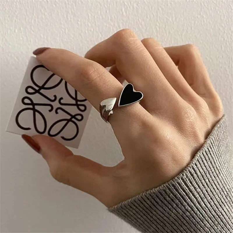Retro Ring with Black Heart