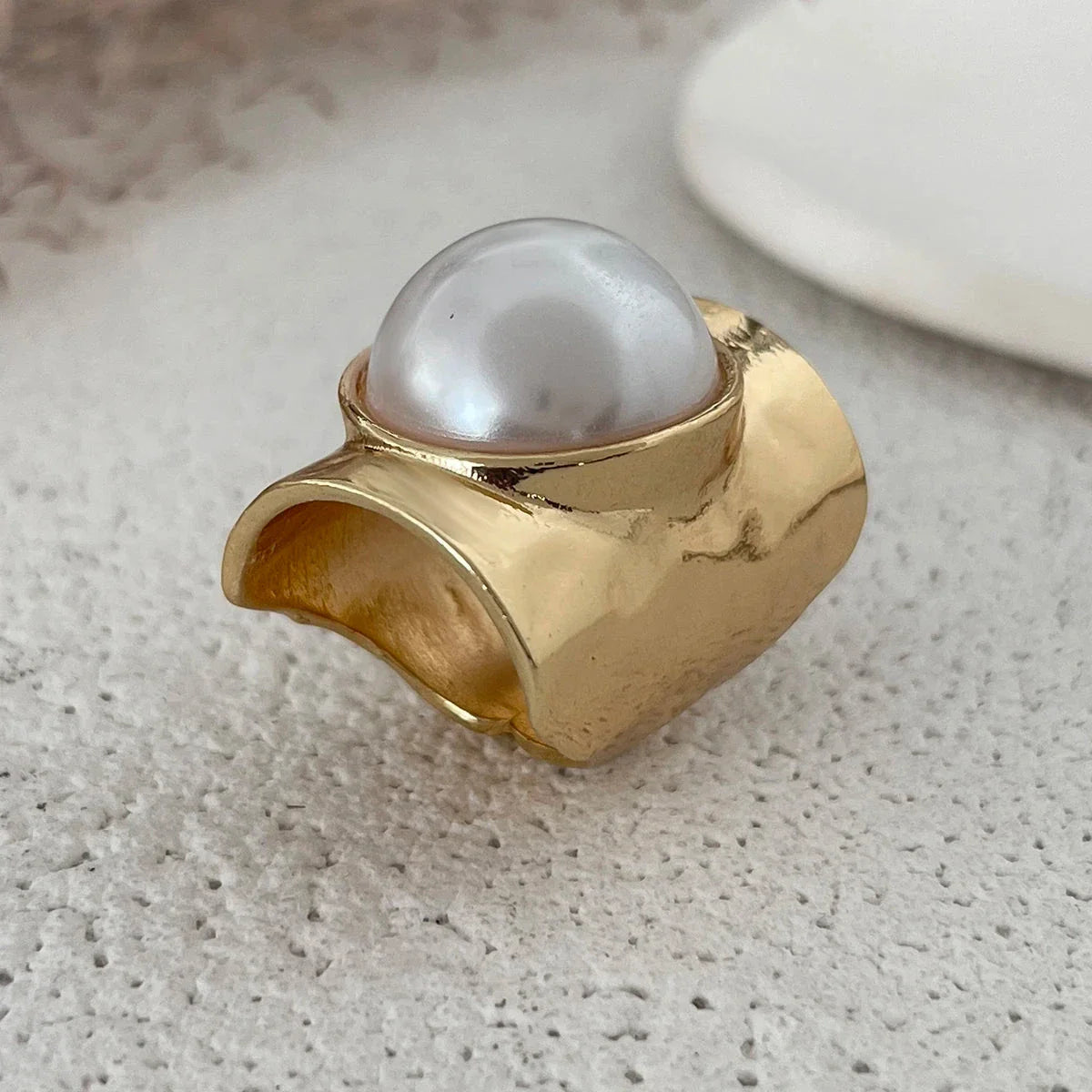 Retro Women's Ring with Gold Pearl
