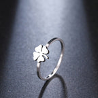 4-Leaf Clover Silver Ring
