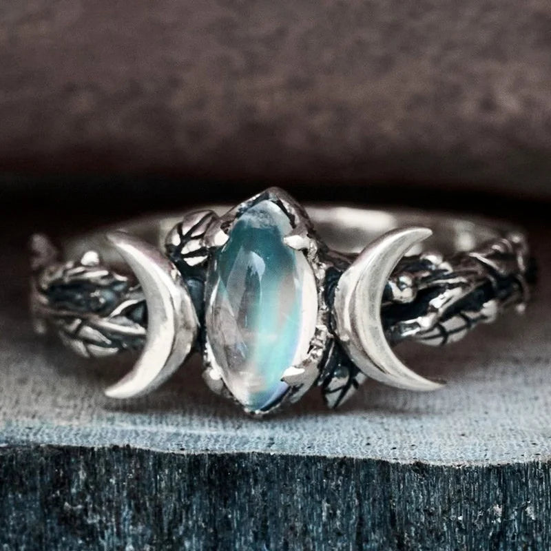 Triple Moon Ring Witchcraft Woman Wiccan Stone