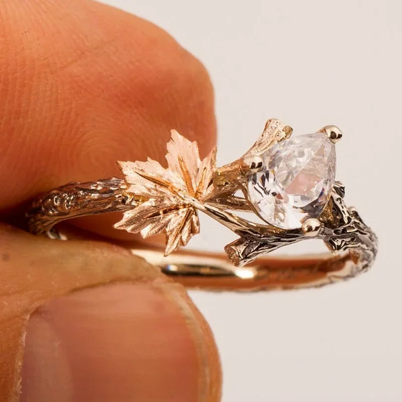 Bague Vintage avec Feuille d'Automne