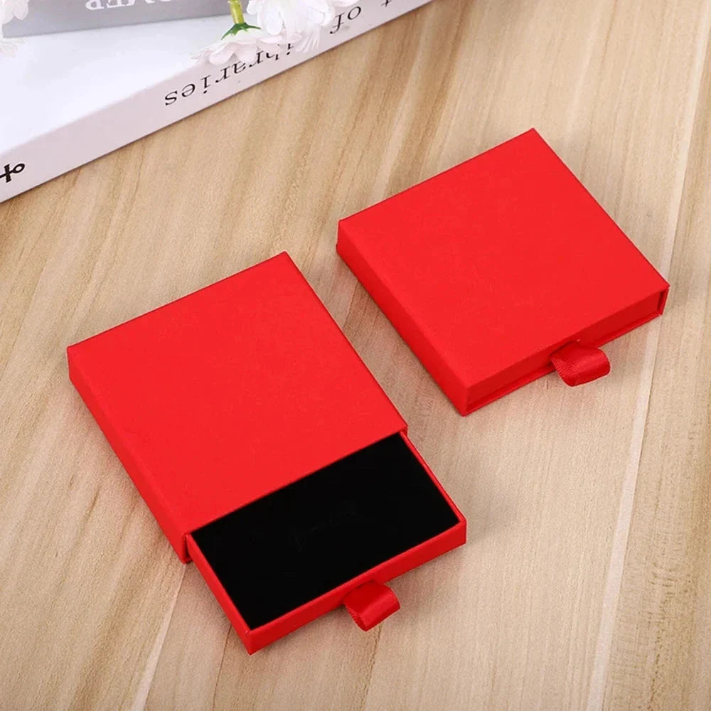 Box for 1 piece of jewelry