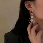 Dangling Pearl Earring