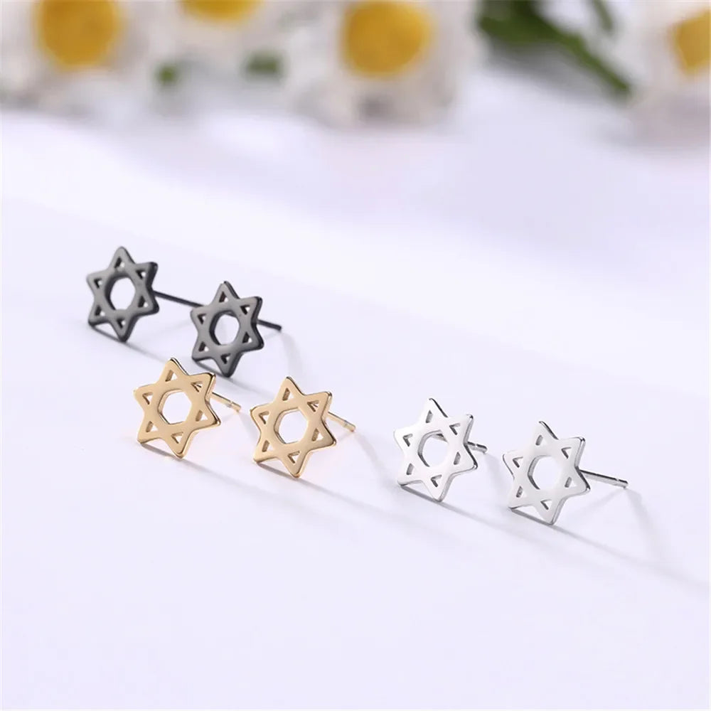 Boucles d'oreilles avec l'étoile de David symbolique juive or