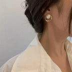 Stud Earrings with Pearl